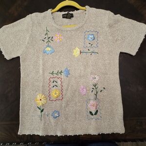 Salon studio by haband blouse size medium   New but has no tag